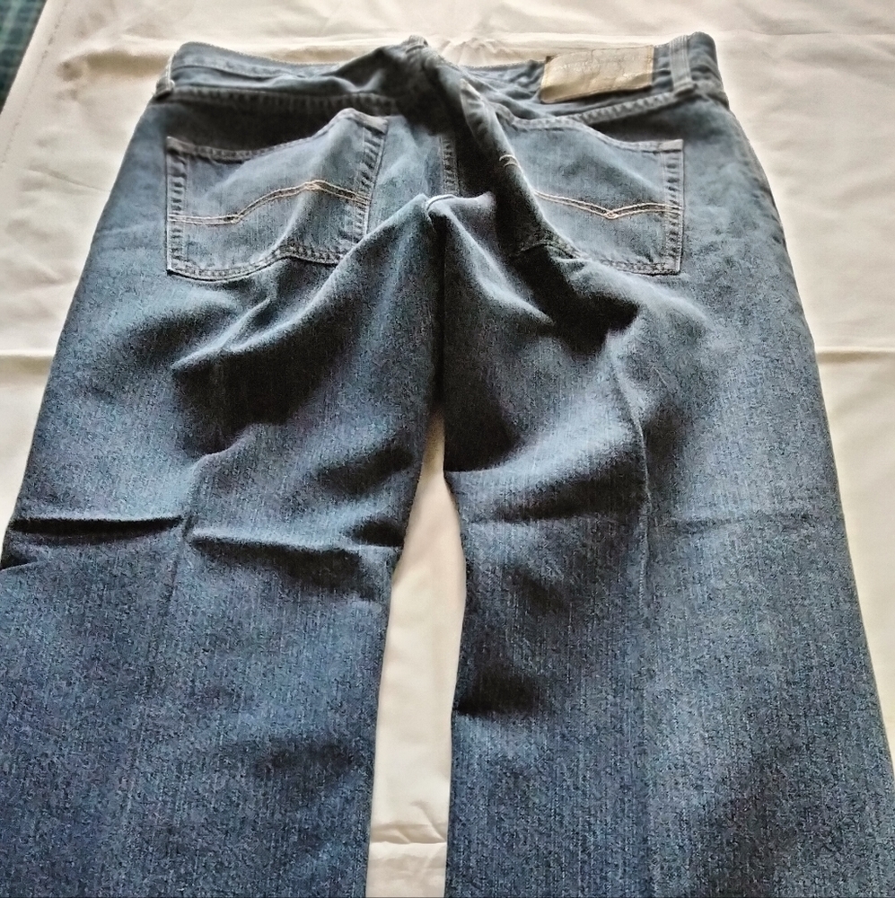 Jeans ๐ - Picture 4 of 5